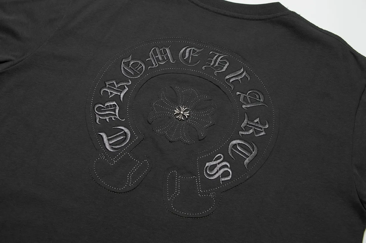 P150 Chrome Hearts Chrome Hearts Classic Sanskrit Horseshoe LOGO Embroidered Metal Size: SMLXL Color: Black White Gray